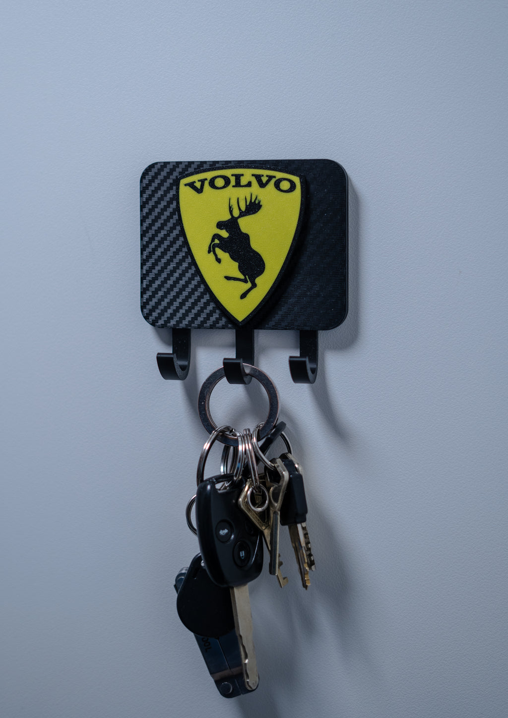 Volvo hirvi Naulakko