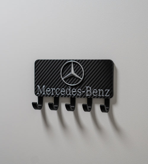 Mercedes Benz 5 koukun naulakko